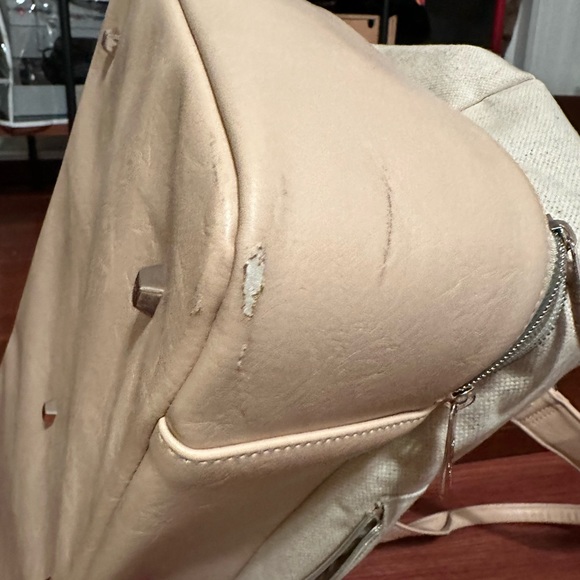 Beis Weekender Beige - Picture 6 of 8